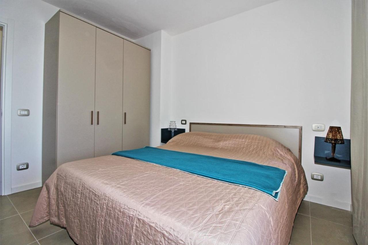 Oriolo Apartment ตอสโกลาโน มาแดร์โน ภายนอก รูปภาพ