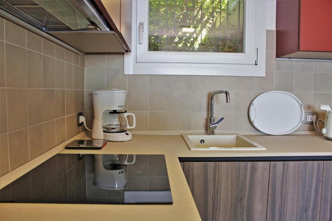 Oriolo Apartment ตอสโกลาโน มาแดร์โน ภายนอก รูปภาพ