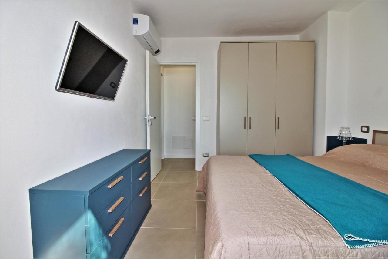 Oriolo Apartment ตอสโกลาโน มาแดร์โน ภายนอก รูปภาพ